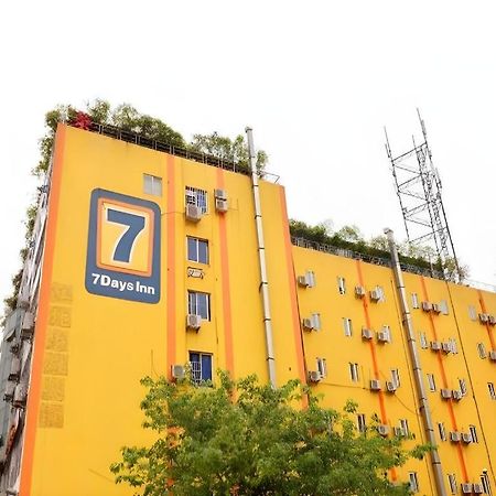 7 Days Inn Chengdu Sichuan University South Railway Station Exterior photo